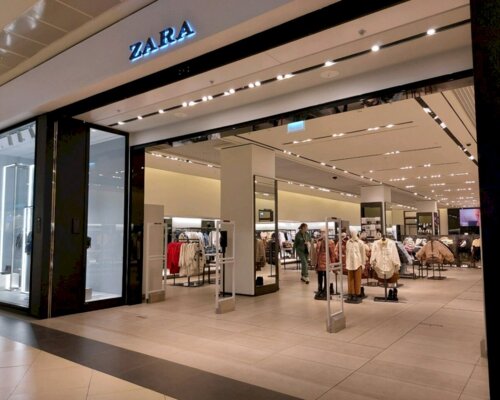 Фотография обувного магазина Zara