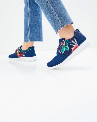 Миниатюра фотографии Кроссовки anesia