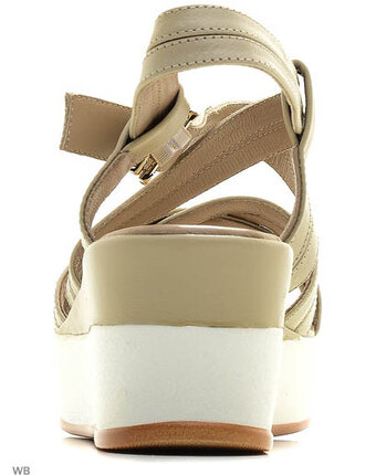 Миниатюра фотографии Босоножки, brulloff