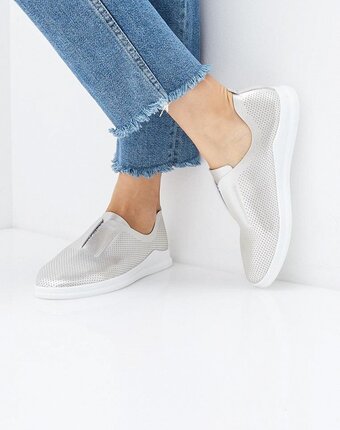 Миниатюра фотографии Слипоны instreet