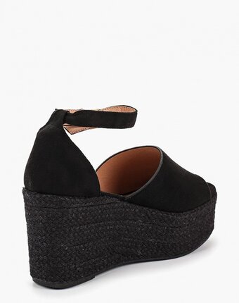 Миниатюра фотографии Босоножки coura