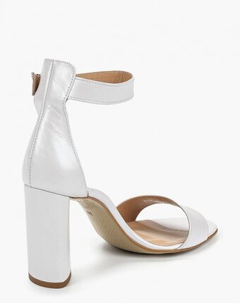 Миниатюра фотографии Босоножки shoobootique