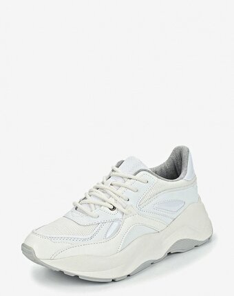 Миниатюра фотографии Кроссовки pieces