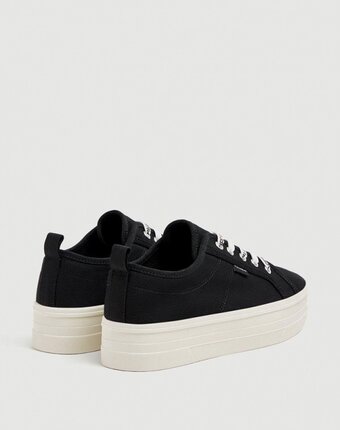 Миниатюра фотографии Кеды pull&bear