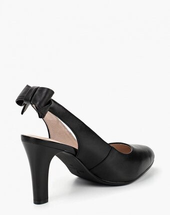 Миниатюра фотографии Босоножки pierre cardin