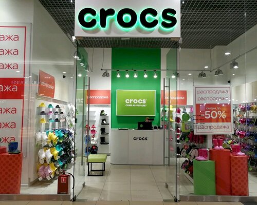 Фотография обувного магазина  Crocs