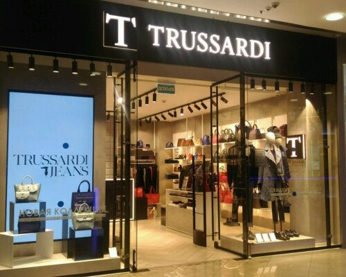 Фотография обувного магазина TRUSSARDI