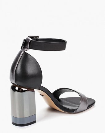 Миниатюра фотографии Босоножки vitacci