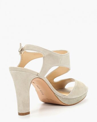 Миниатюра фотографии Босоножки pier one