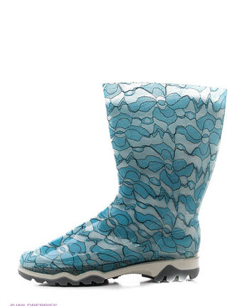 Миниатюра фотографии Резиновые сапоги, дюна