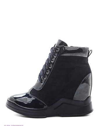 Миниатюра фотографии Сникеры, elche