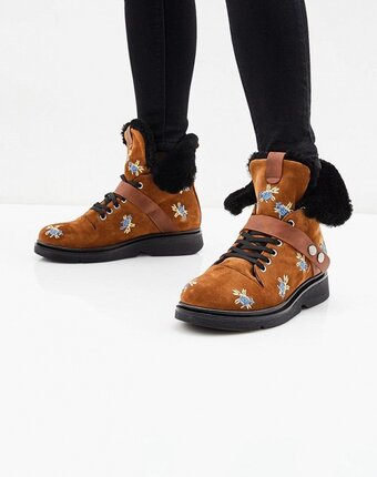 Миниатюра фотографии Ботинки grand style