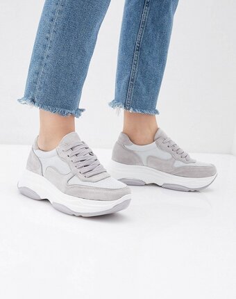 Миниатюра фотографии Кроссовки vivian royal