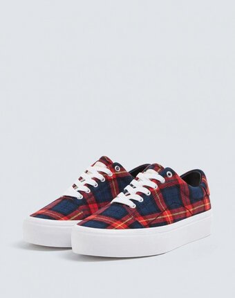 Миниатюра фотографии Кеды pull&bear
