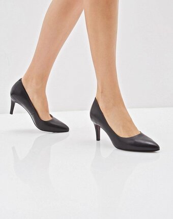 Миниатюра фотографии Туфли heart & sole by tamaris