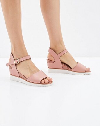 Миниатюра фотографии Босоножки betsy