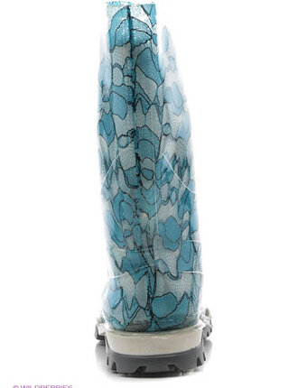 Миниатюра фотографии Резиновые сапоги, дюна