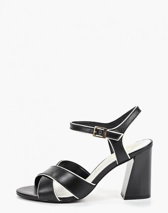 Миниатюра фотографии Босоножки indiana