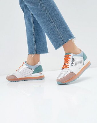 Миниатюра фотографии Кроссовки vitacci