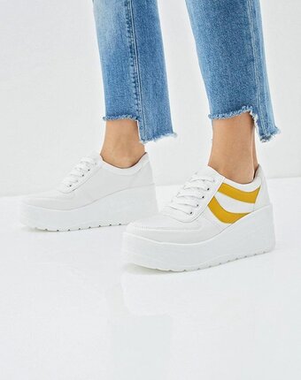 Миниатюра фотографии Кроссовки vivian royal