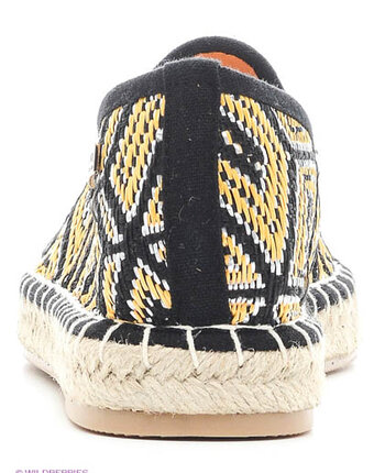 Миниатюра фотографии Эспадрильи, les tropeziennes