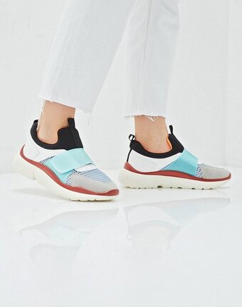 Миниатюра фотографии Кроссовки sweet shoes