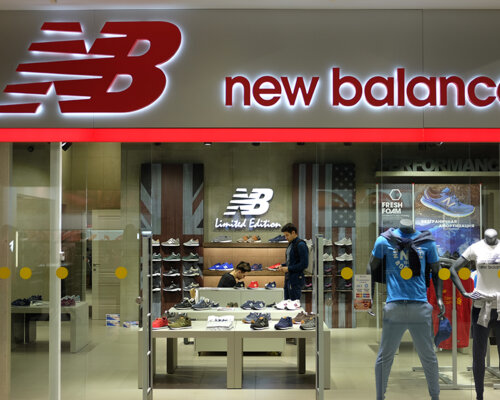 Фотография обувного магазина New balance