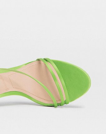 Миниатюра фотографии Босоножки stradivarius