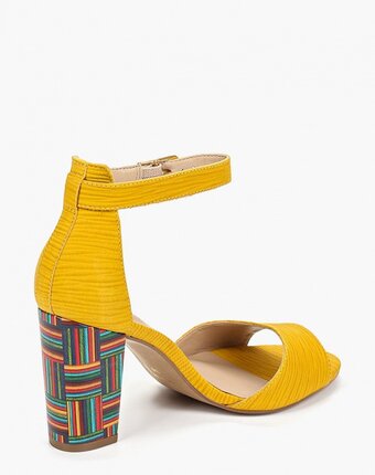 Миниатюра фотографии Босоножки indiana