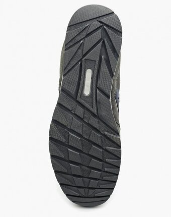 Миниатюра фотографии Кроссовки escan