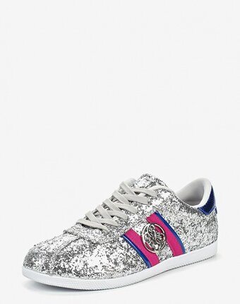 Миниатюра фотографии Кроссовки guess