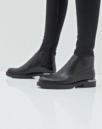 Миниатюра фотографии Ботинки hestrend