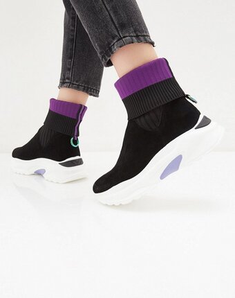 Миниатюра фотографии Кроссовки oshade