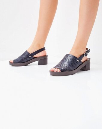 Миниатюра фотографии Босоножки zenden woman