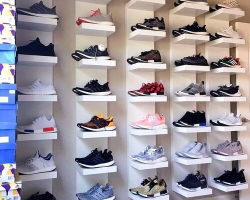 Фотография обувного магазина ShoesRoom
