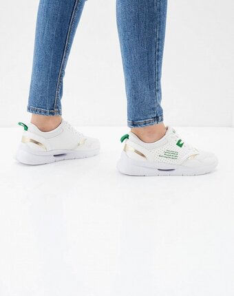 Миниатюра фотографии Кроссовки trien