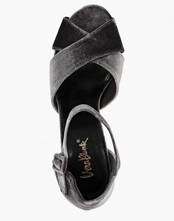 Миниатюра фотографии Босоножки vera blum