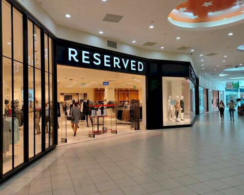 Фотография обувного магазина Reserved
