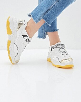 Миниатюра фотографии Кроссовки damerose