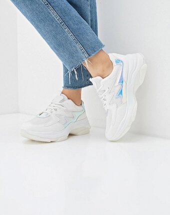 Миниатюра фотографии Кроссовки damerose