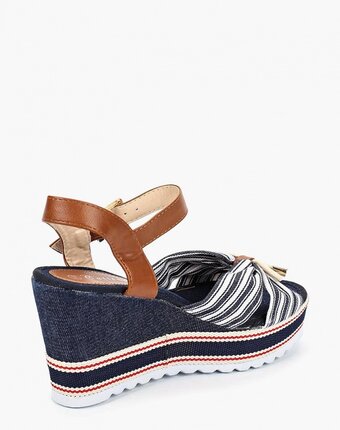 Миниатюра фотографии Босоножки catisa