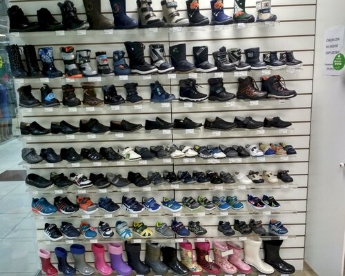 Фотография обувного магазина Маленький МУК