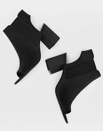 Миниатюра фотографии Босоножки stradivarius
