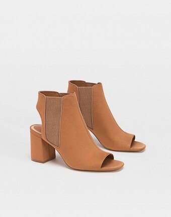 Миниатюра фотографии Босоножки stradivarius