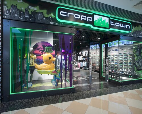 Фотография обувного магазина Cropp Town