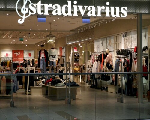 Фотография обувного магазина Stradivarius