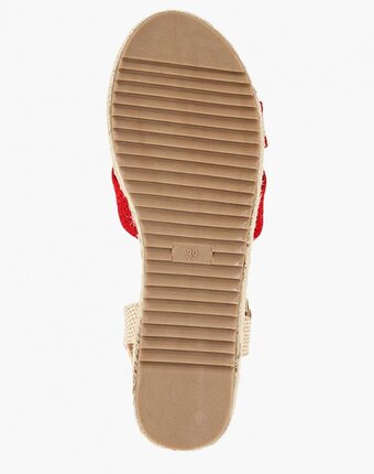 Миниатюра фотографии Босоножки clowse