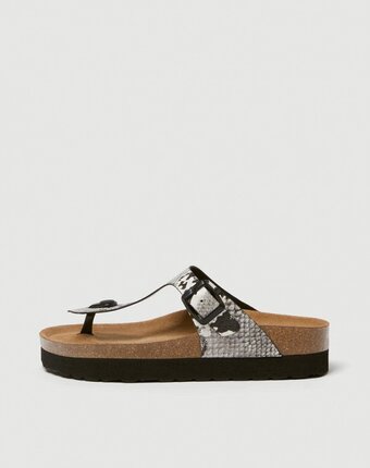 Миниатюра фотографии Сланцы pull&bear