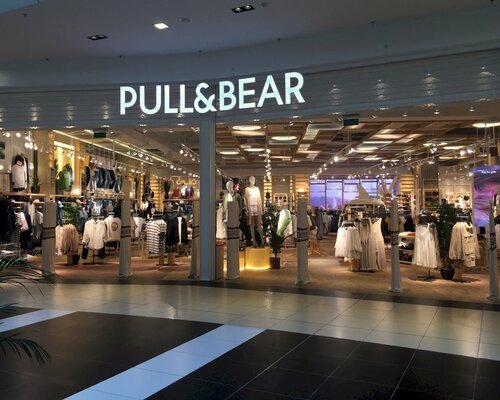 Фотография обувного магазина Pull & Bear Фотография обувного магазина Pull & Bear