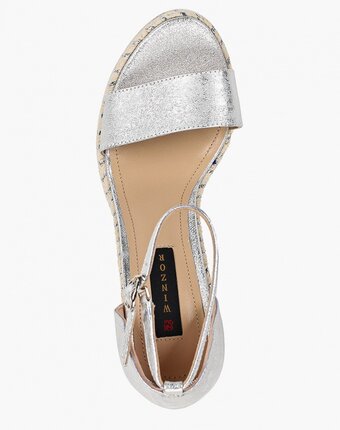 Миниатюра фотографии Босоножки winzor